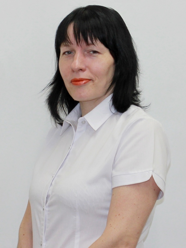 Столярова Лилия Сергеевна.